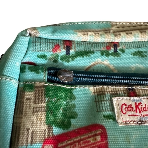 CATH KIDSTON LINDON SCENE OILCLOTH 3 PIECE TRAVEL SET - Picture 12 of 12